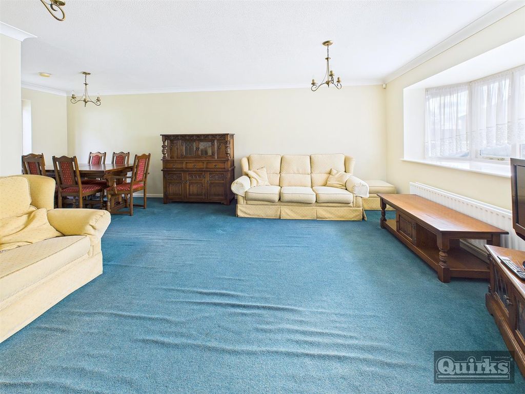 Property photo 3 of 15 Cam02342G0-Pr0139-Still002.Jpg