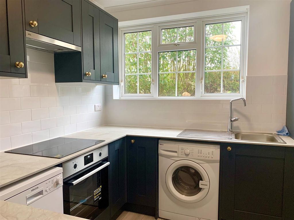 Property photo 3 of 14 888.Jpg