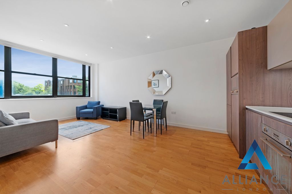 Property photo 3 of 15