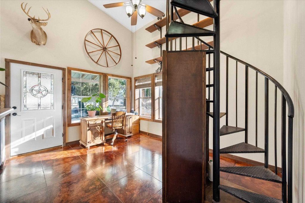 Property photo 3 of 11 <Alttext/>