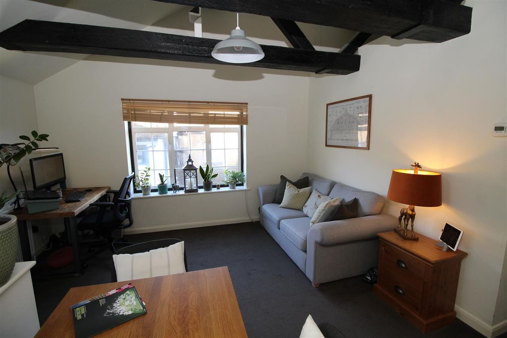 Property photo 2 of 8 Living Room