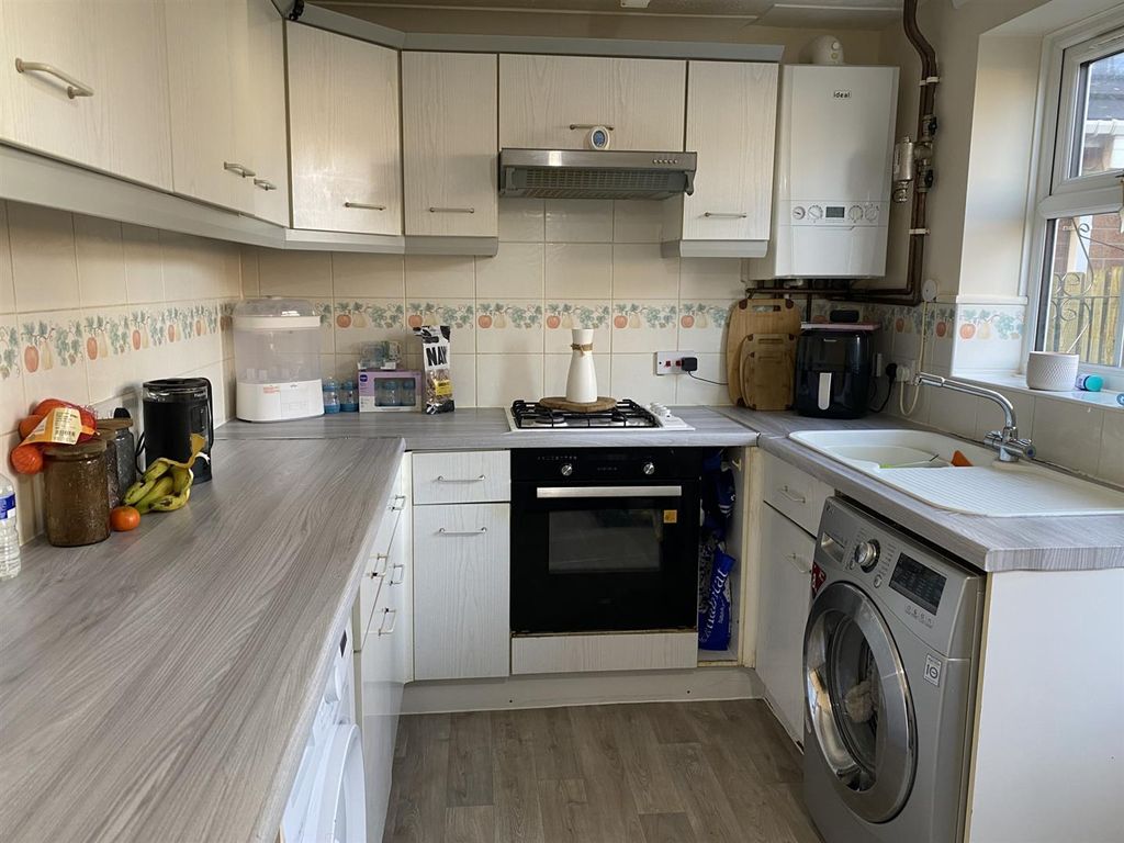 Property photo 2 of 5 30 Jubilee Kitchen.Jpeg