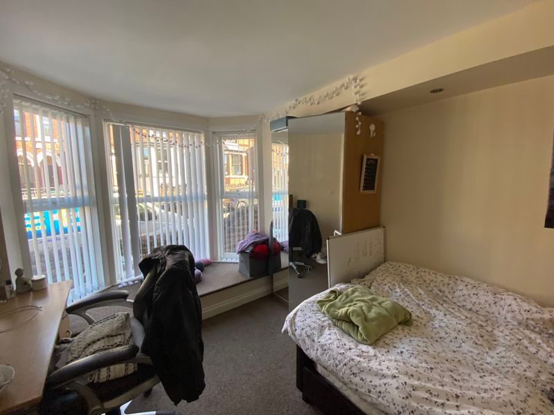 Property photo 3 of 9 Bedroom 1