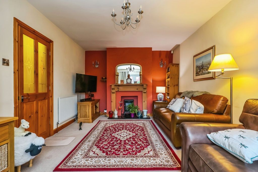 Property photo 2 of 15