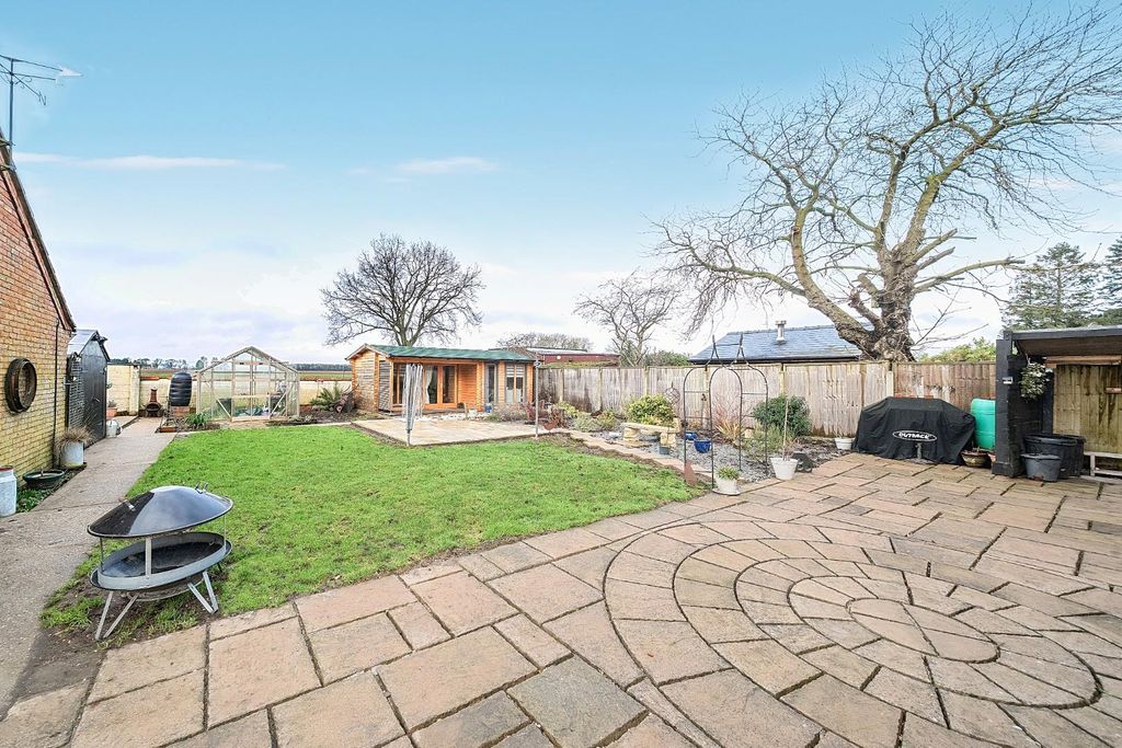 Property photo 2 of 26 Rear Garden.Jpg