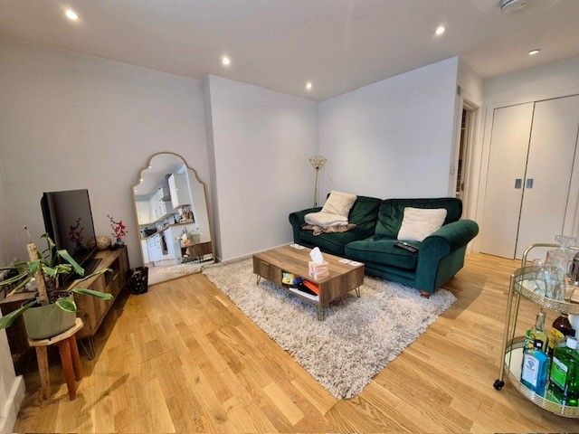 Property photo 3 of 6 Living Room