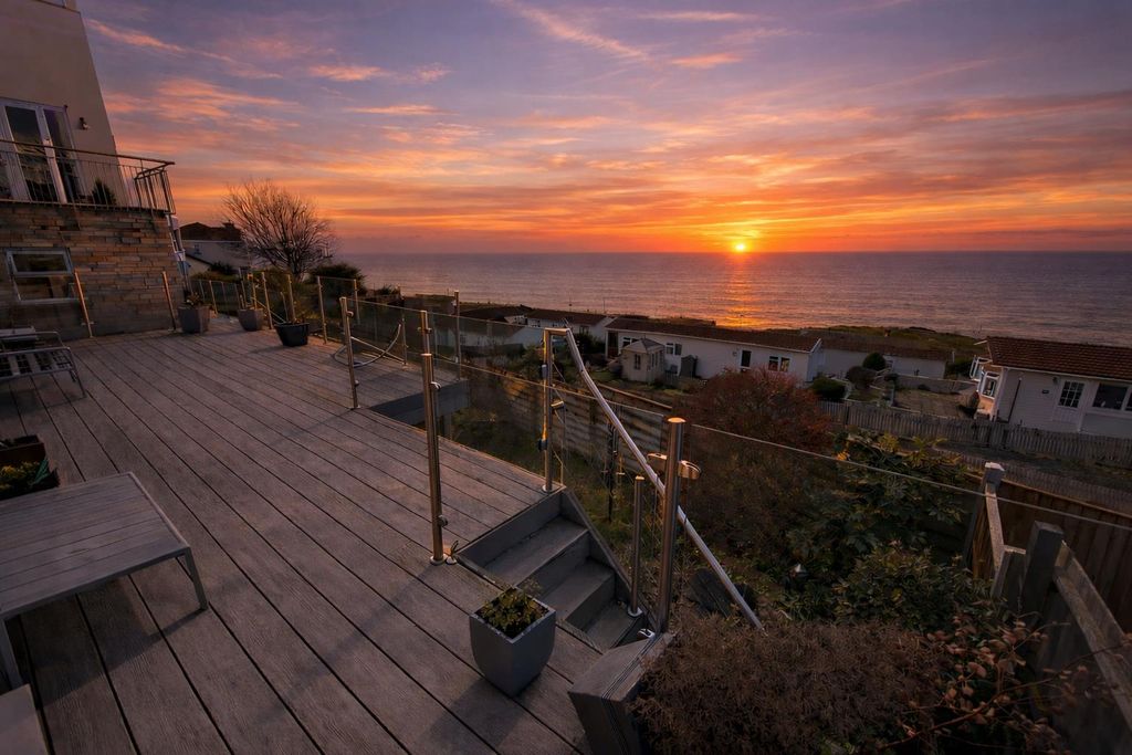 Property photo 2 of 19 4791Dd90-De99-441d-Bf84-95E6426d1824.Png