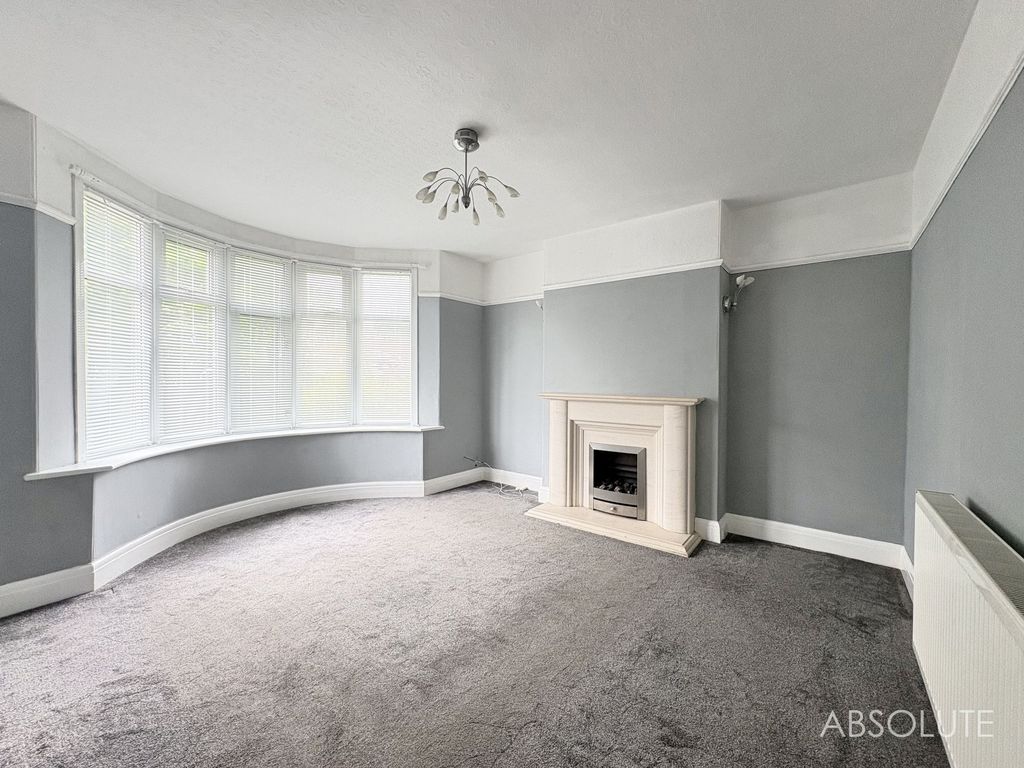 Property photo 2 of 29