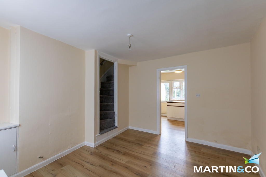 Property photo 3 of 10 Picture3