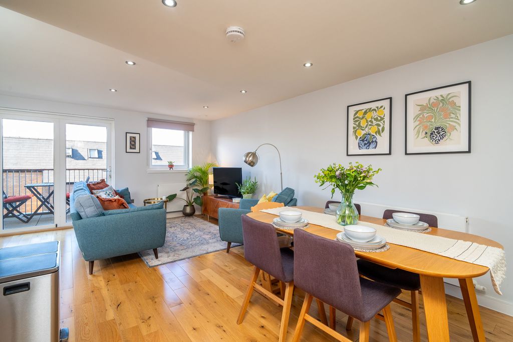 Property photo 2 of 17 Property Image 2