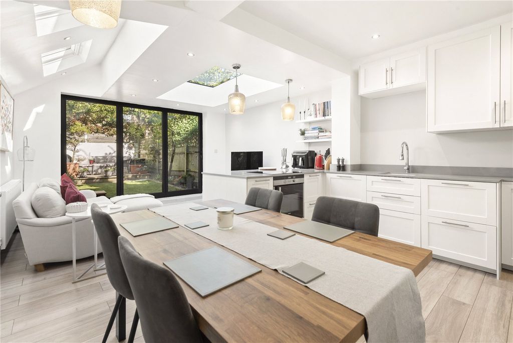Property photo 1 of 10 Reception Room