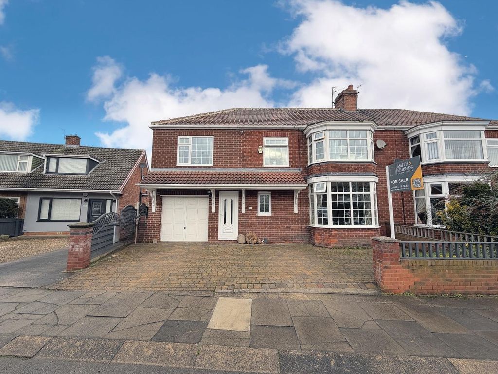 Property photo 1 of 10 En Suite