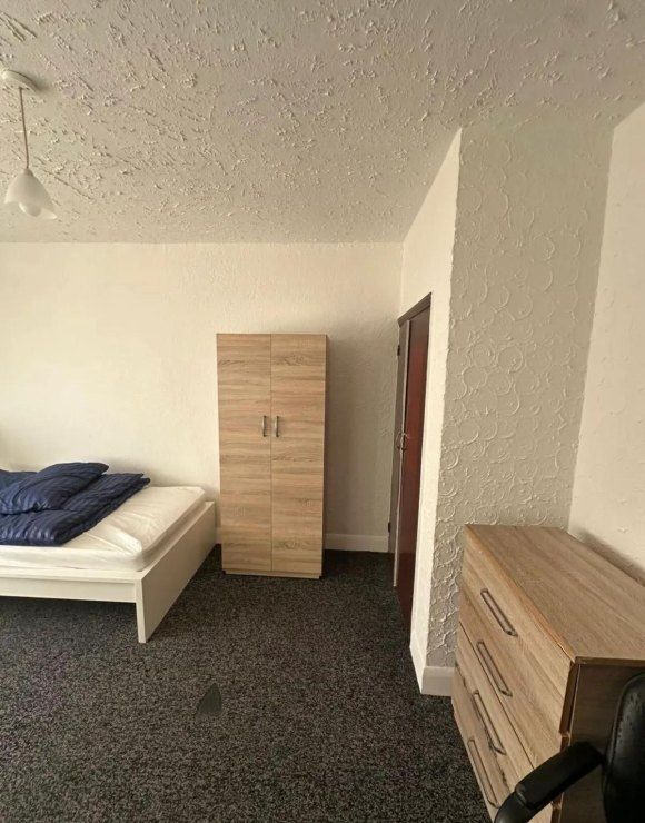 Property photo 3 of 7 Eee41d71-Ab81-4143-8Eae-0567707Fb8Ac.Webp