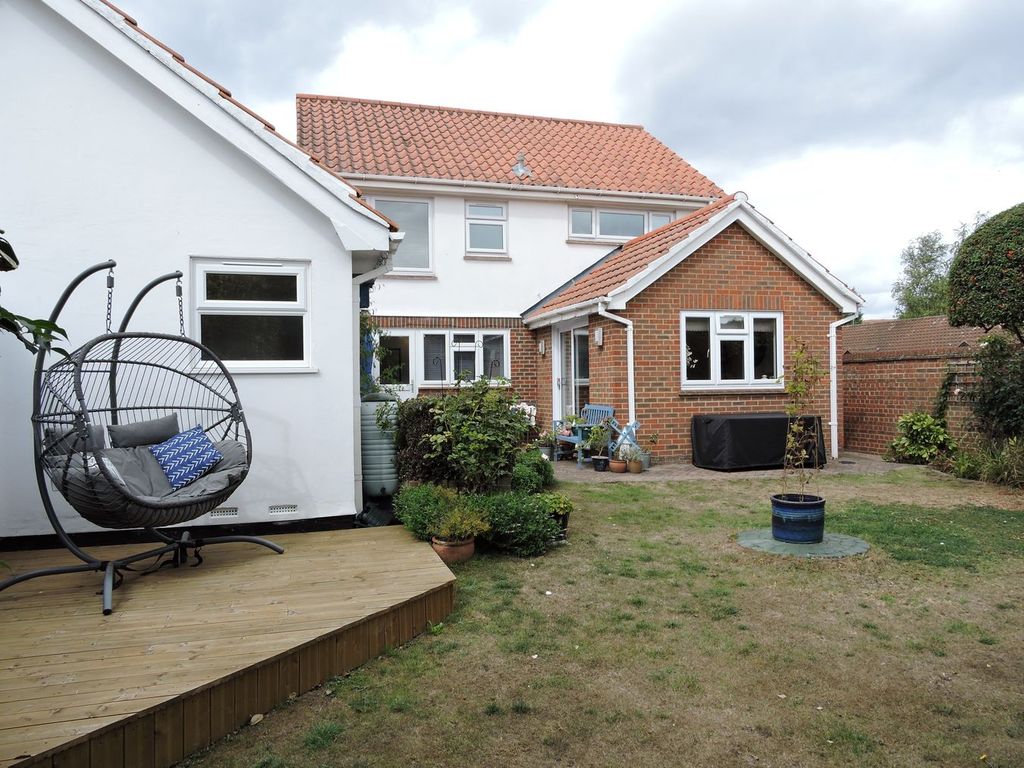 Property photo 1 of 44
