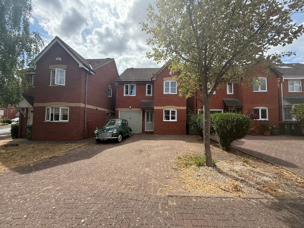 Property photo 1 of 12