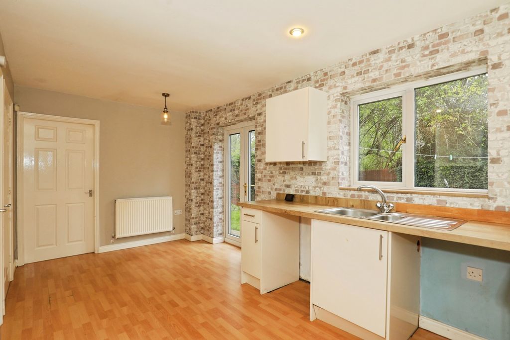 Property photo 3 of 16 Pbox-Img.Jpg