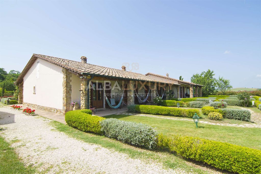 Property photo 3 of 34