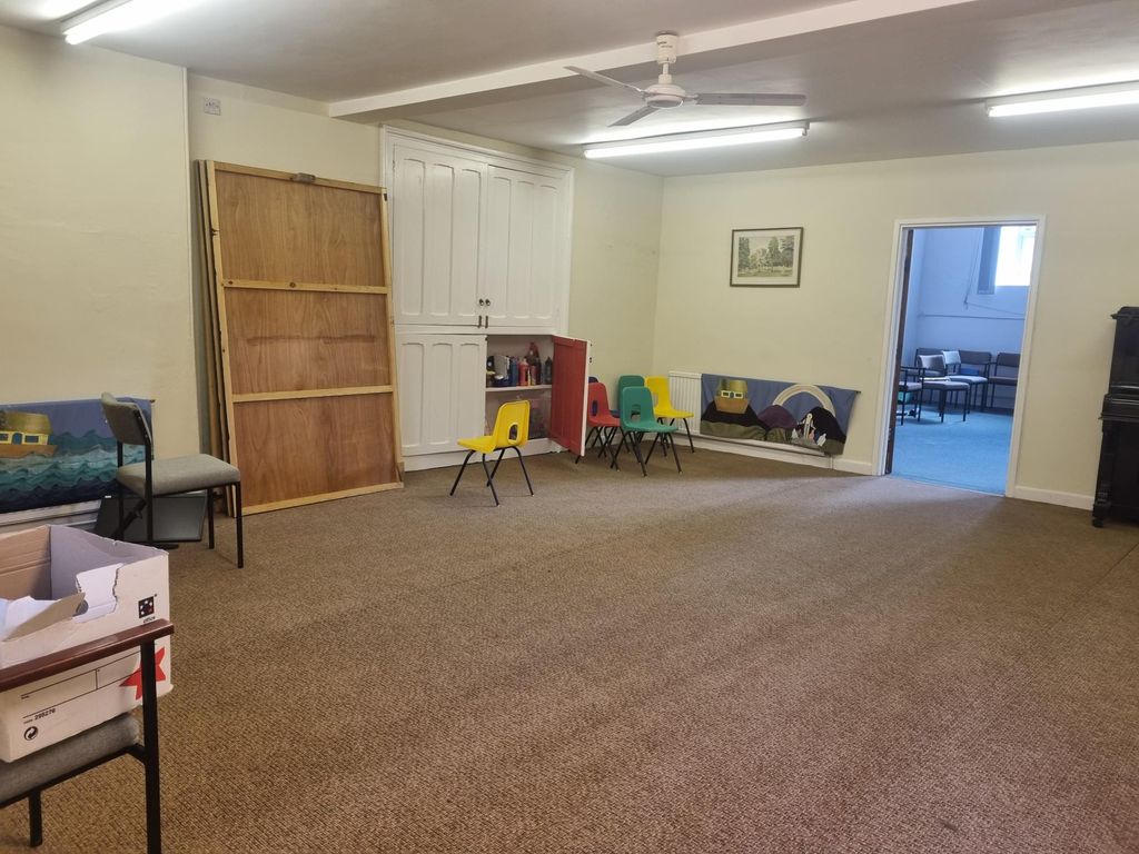 Property photo 3 of 5