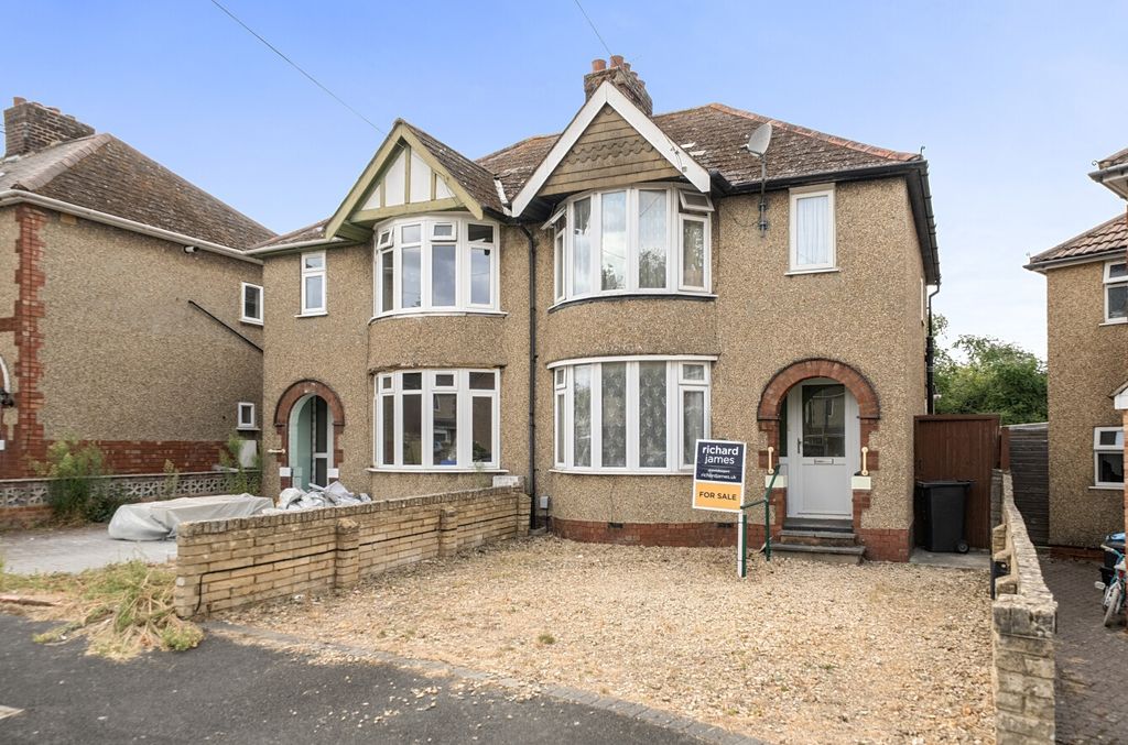 Property photo 1 of 18 15100126