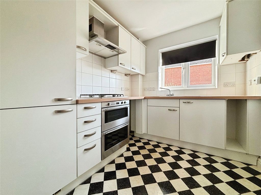 Property photo 3 of 18 Picture No. 07