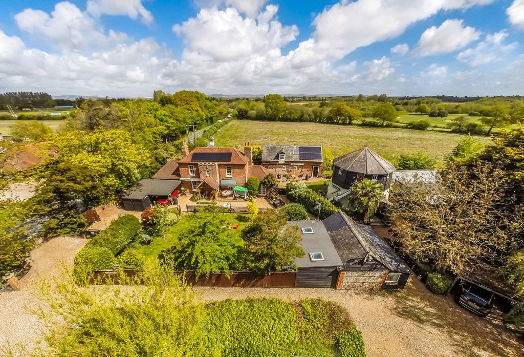 Property photo 1 of 50