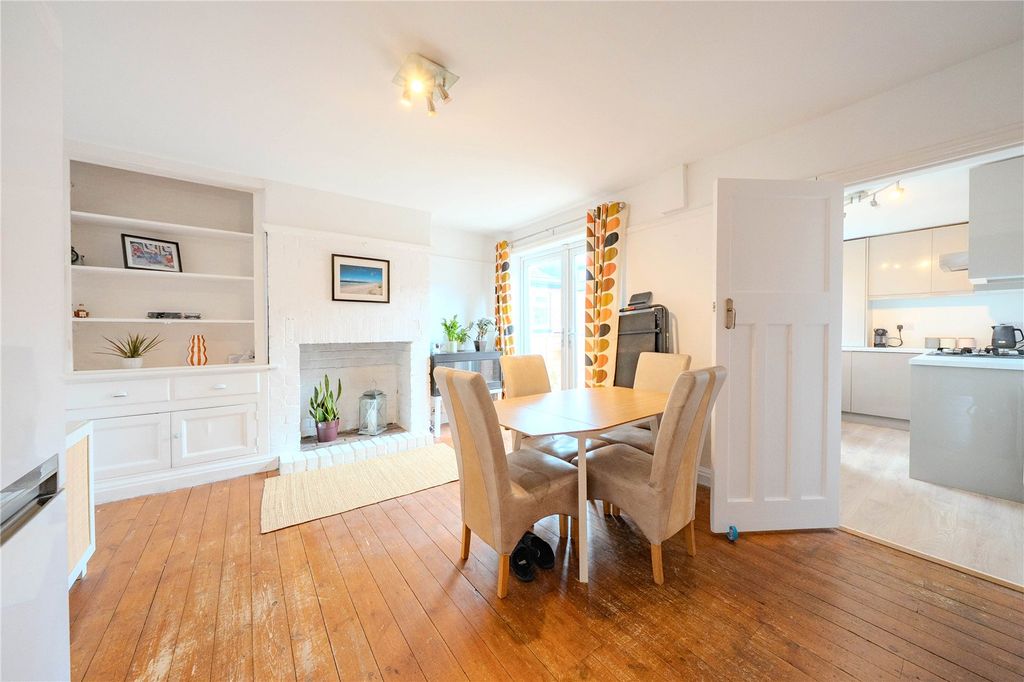 Property photo 3 of 14 Picture No. 06