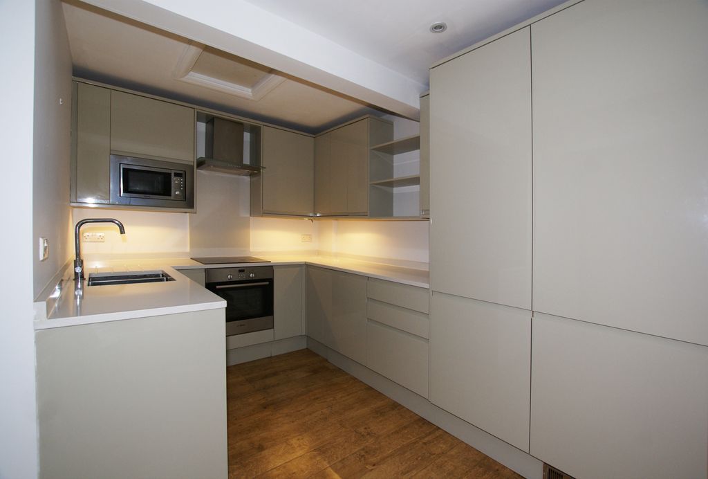 Property photo 3 of 12 1 Riv Kit