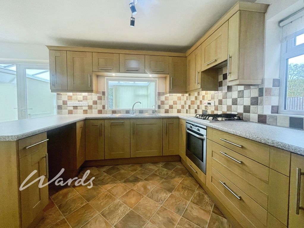 Property photo 2 of 20 Kitchen