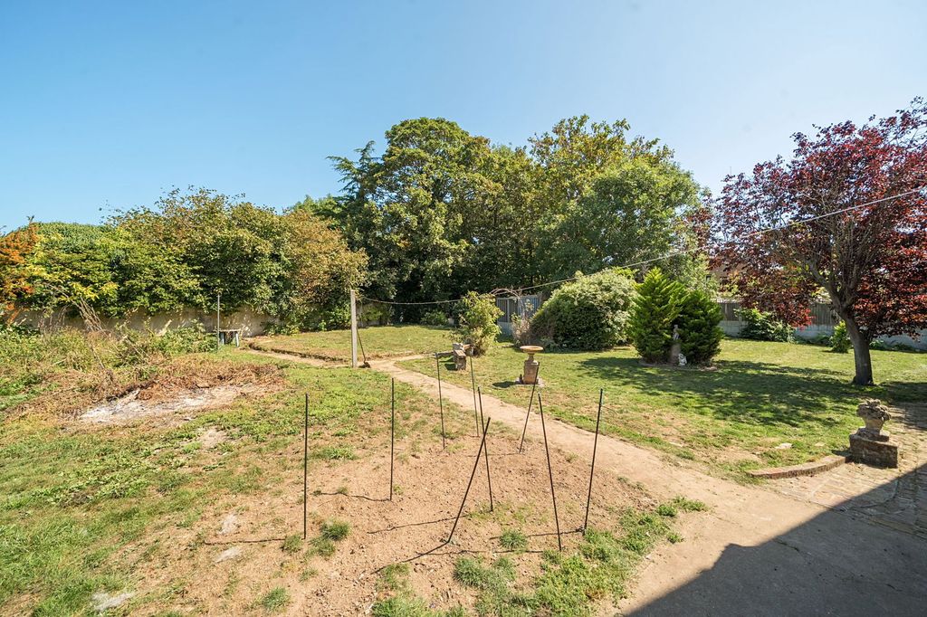 Property photo 3 of 21
