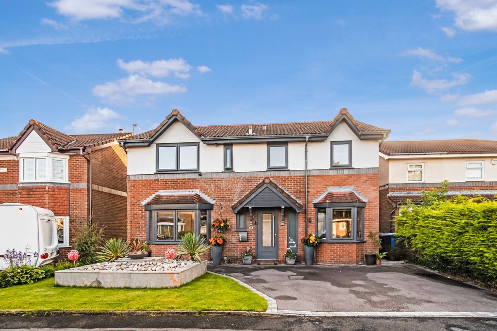 Property photo 1 of 63