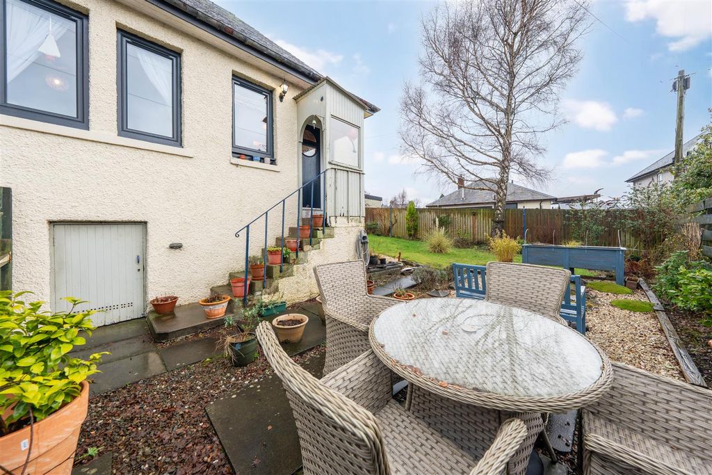 Property photo 2 of 44 Dsc00071-Hdr.Png