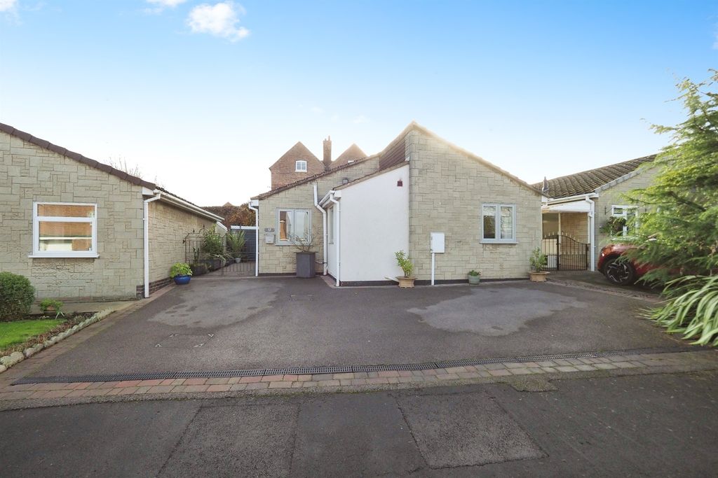 Property photo 1 of 26