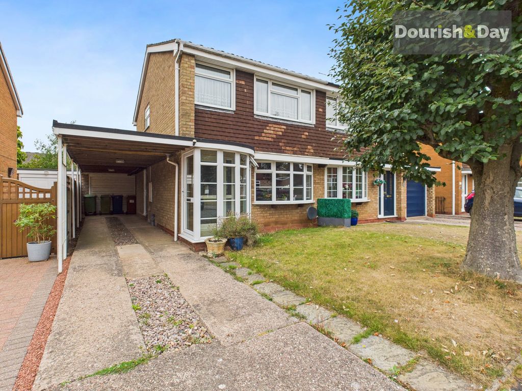 Property photo 1 of 16 Front