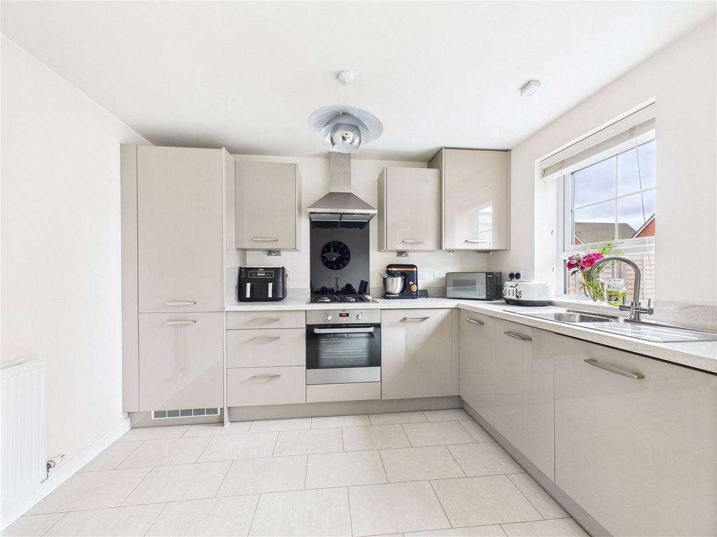 Property photo 2 of 14 2 - Picture No. 03