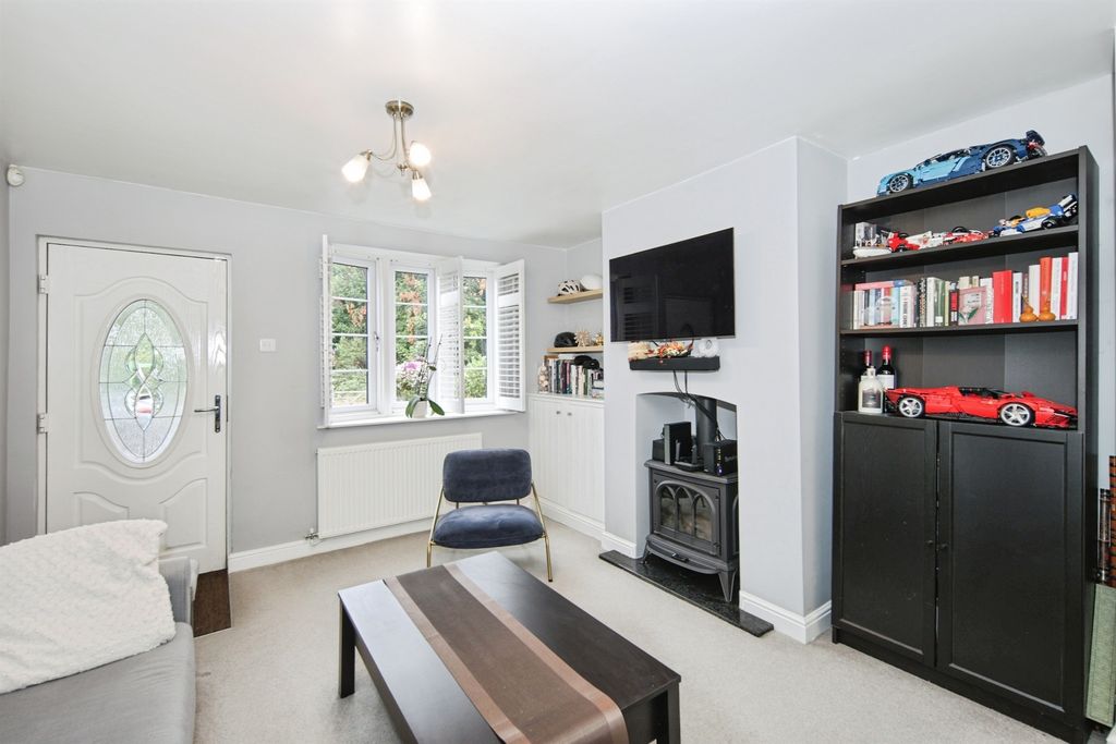 Property photo 2 of 16