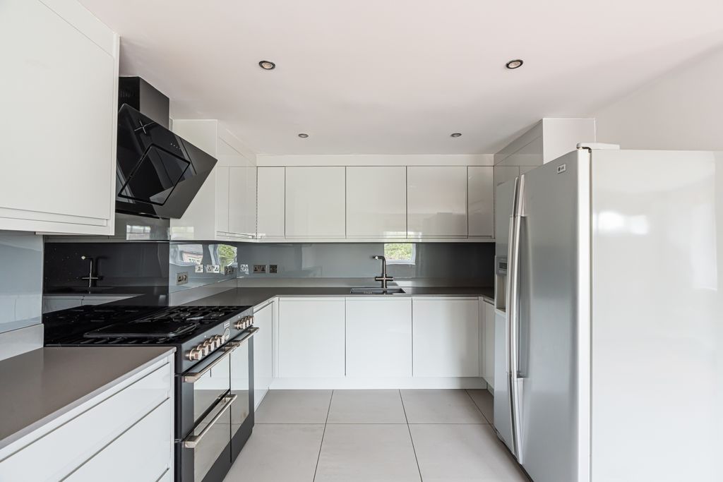 Additional image 4 of 3 bed flat for sale1 The Beech Tree, Linlithgow EH49