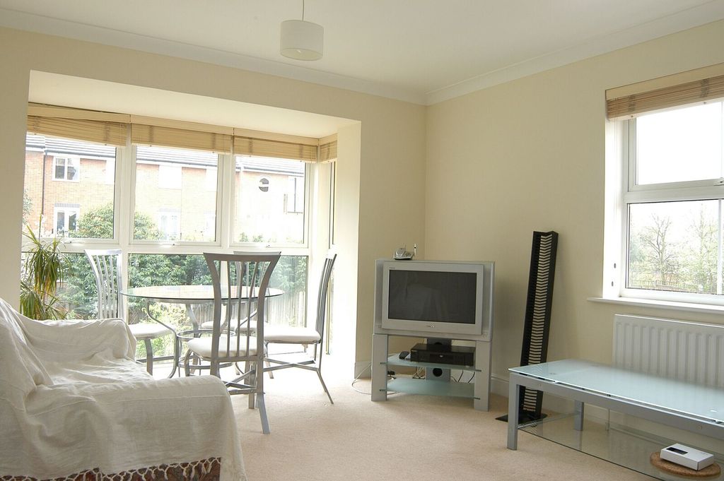Property photo 2 of 5