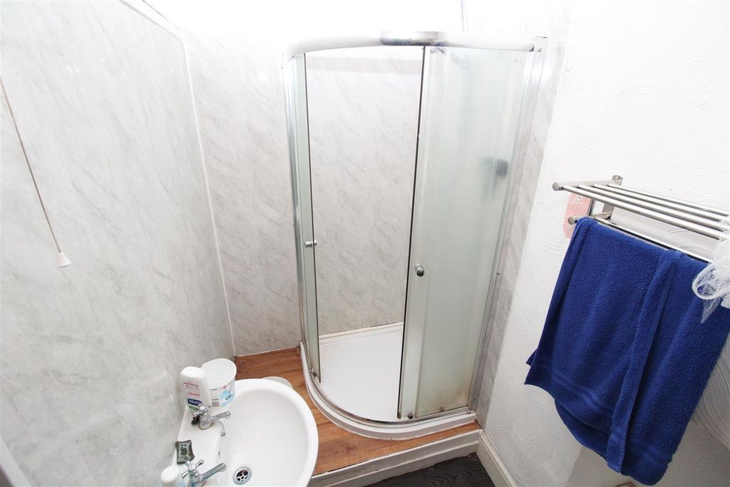 Property photo 2 of 4 Modern Bathroom With Sleek Corner Shower Cubicle...