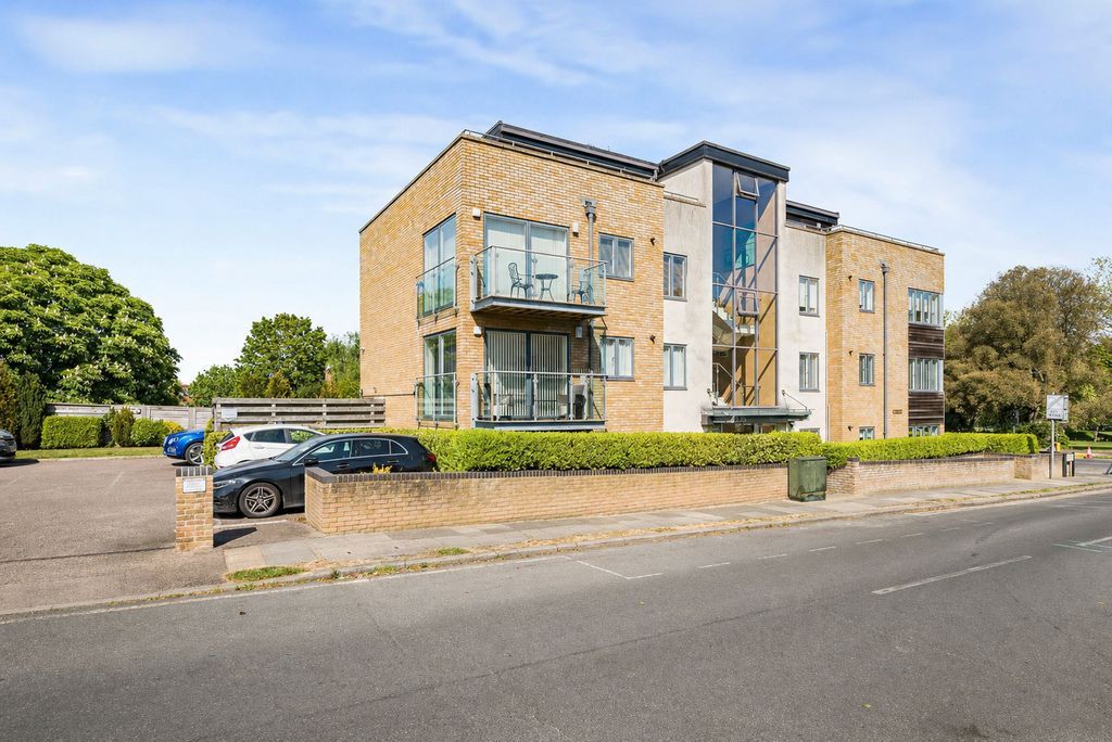 Property photo 1 of 13 External View