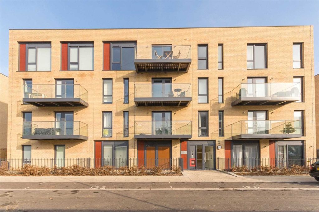 Property photo 1 of 13