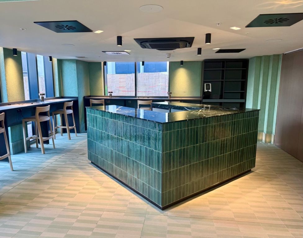 Property photo 2 of 20 Rec 06