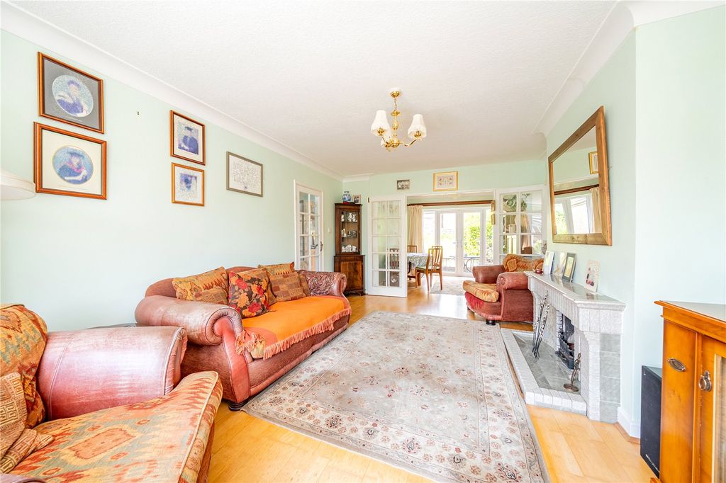 Property photo 3 of 18 Picture No. 16