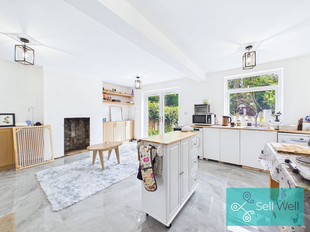 Property photo 3 of 18 Kitchen/Diner