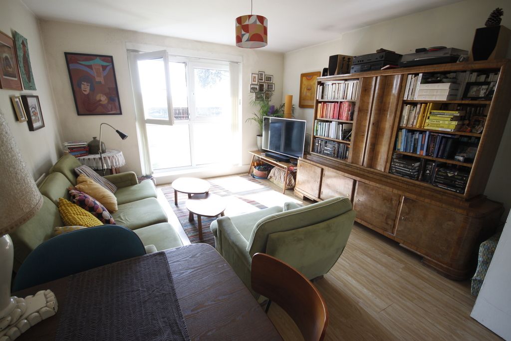 Property photo 3 of 11