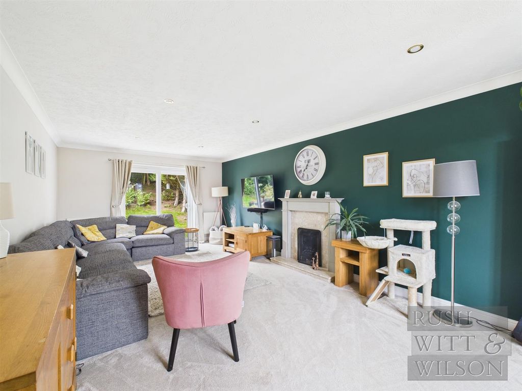 Property photo 3 of 30