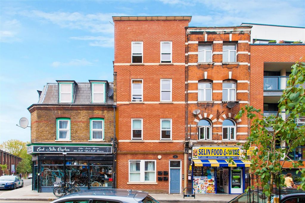 Property photo 1 of 16 Goldsmith Row