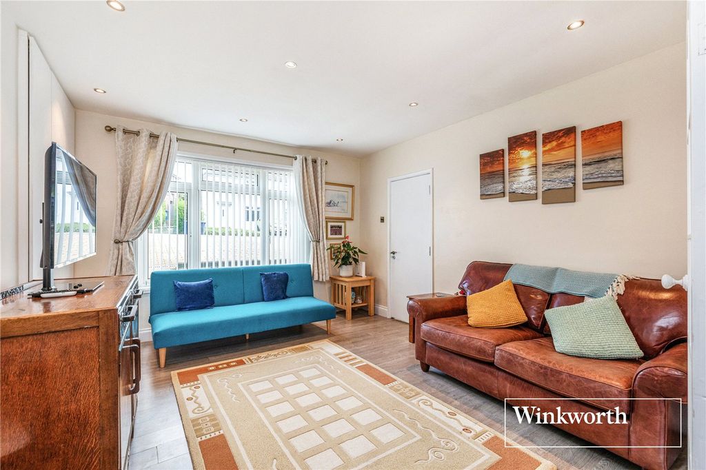 Property photo 3 of 14 Picture No. 11