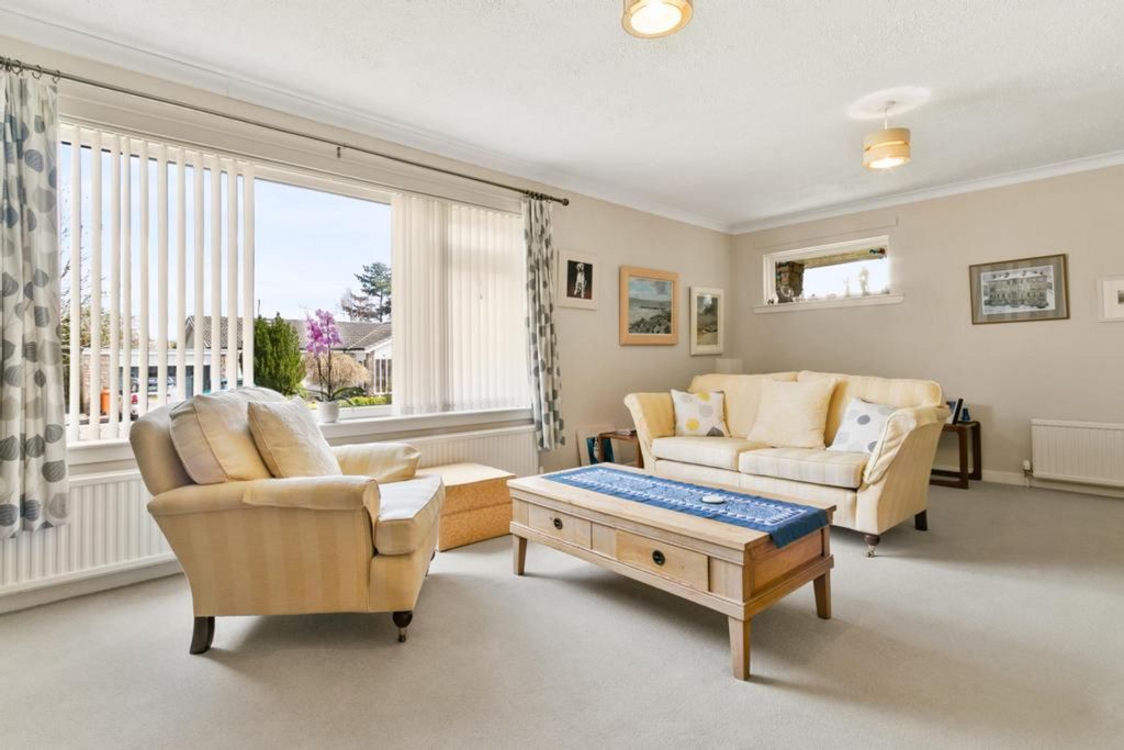 Property photo 2 of 30