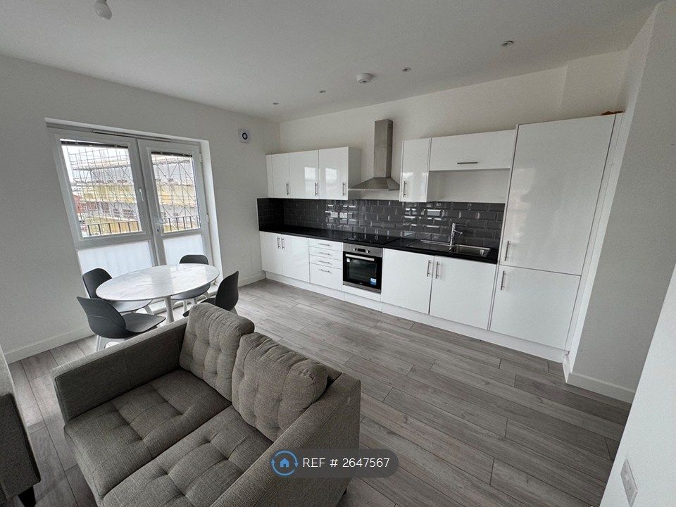 Property photo 3 of 16