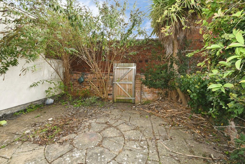 Property photo 3 of 13 Pbox-Img.Jpg